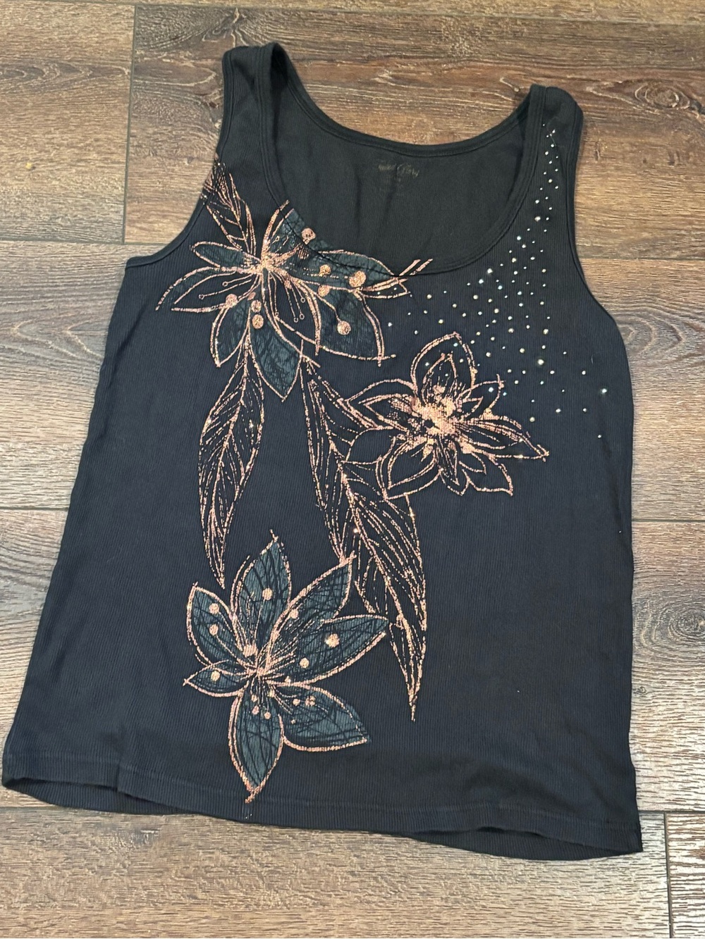 Sleeveless Women’s Y2K / 2000’s Black Floral Embellished Tank Top Size XL - Picture 2 of 5